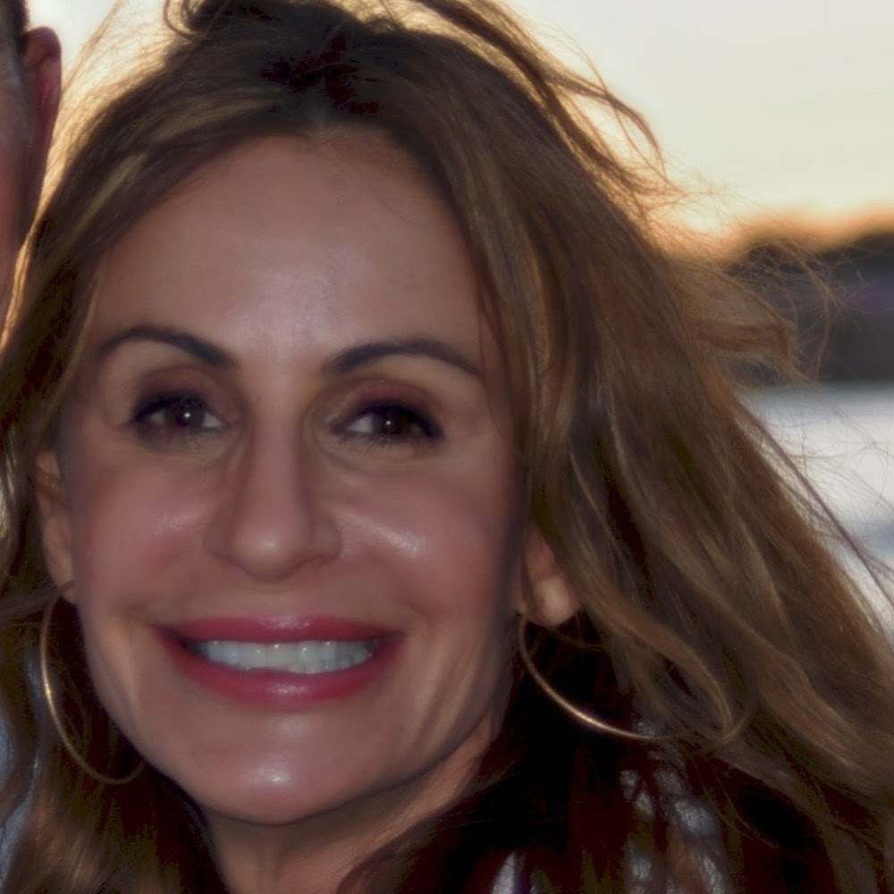 Meet your Posher, Rose